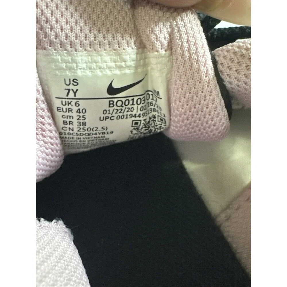 Nike Air‎ Max 270 React Youth Size 7 Black White Pink Yellow Running Sneakers